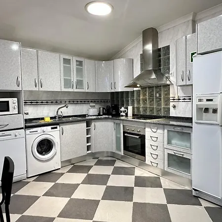 Amarela - Private Pool - 12 Pax - * Albufeira