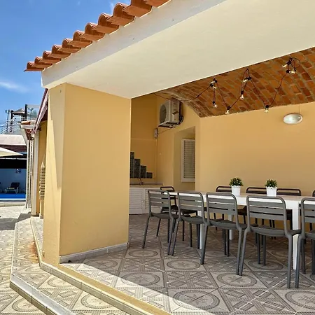 Villa Amarela - Private Pool - 12 Pax - *